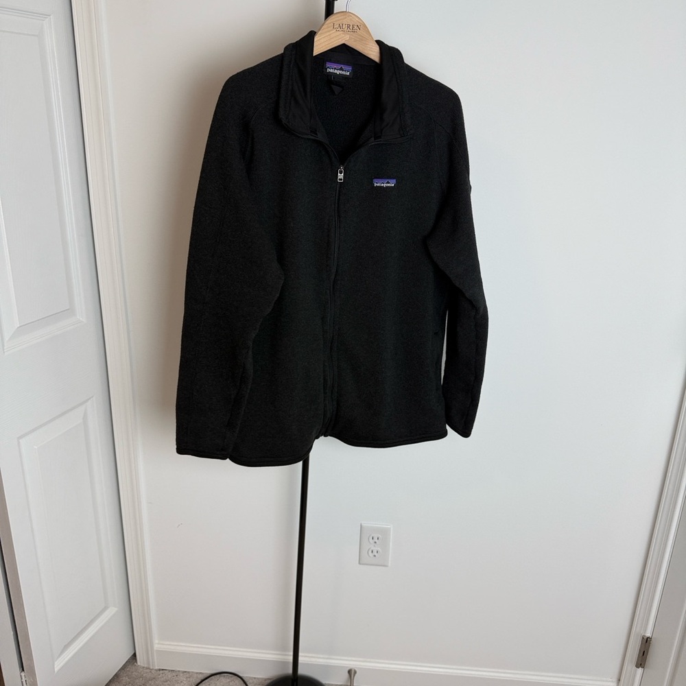 Patagonia Black Fleece Outerwear - Unisex - Picture 3 of 9